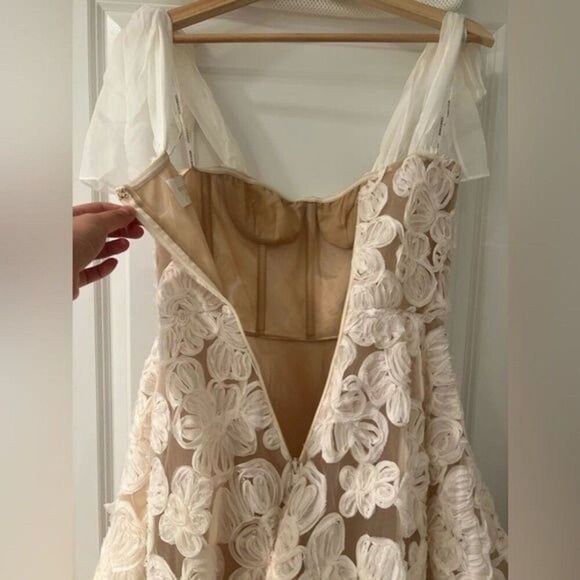 NEW BRONX AND BANCO SABRINA WHITE MIDI DRESS Size S available - Picture 13 of 14